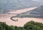 Goio-Ên em alerta: volume de água aumenta e ponte sobre Rio Passo Fundo está interditada