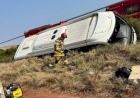 Acidente com micro-ônibus que transportava pacientes deixa um morto e 13 feridos em estrada gaúcha