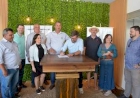 Rossato anuncia obras de pavimentação asfáltica na Expo Sertão 2023