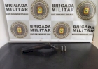 Dupla é presa por porte ilegal de arma de fogo e embriaguez ao volante