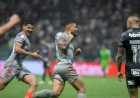 Inter vence o Atlético-MG por 3 a 1 e se aproxima do G4 no Campeonato Brasileiro