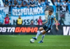 Grêmio encerra temporada 2024 em jogo de despedida de Geromel