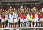Com empate em Grenal no Beira-Rio, Inter volta a conquistar o Campeonato Gaúcho após nove anos