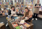 Dez livreiros participam da 26ª Feira do Livro e promovem diversidade literária