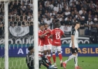 Fora de casa, Inter perde de 4 a 2 para o Corinthians pelo Campeonato Brasileiro