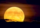 Outubro chega com superlua e chuva de meteoros