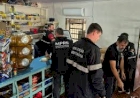 Fiscais recolhem quase 700 quilos de alimentos em mercado no Interior gaúcho.