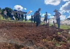 Jovens participam de Dia de Campo em propriedade referência na produção orgânica em Erechim