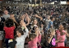 Evento Circense Encanta Comunidade no Erebango Natal e Encanto 2025