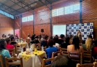 Girassol como símbolo de união e crescimento marca reunião de pais na Escola Municipal Floriano Peixoto