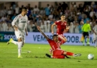 Fora de casa, contra o Santos, Inter consegue a primeira vitória no Brasileirão, por 2 a 1