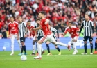 Inter perde em casa para o Santos e segue na zona de rebaixamento do Brasileirão