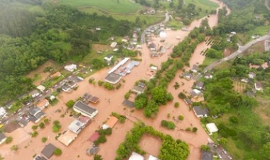 Famurs articula apoio do governo federal para Barra do Rio Azul, atingida pela cheia