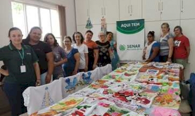 Erebango - Mais uma turma conclui formação em pintura em tecido