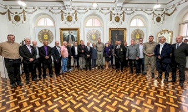 Solenidade de homenagem ao Dia do Veterano da BM