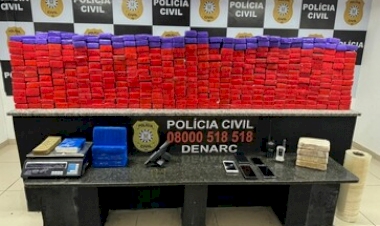 Polícia Civil apreende mais de meio milhão de reais em entorpecentes