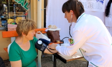 UnideCurso Técnico em Enfermagem promove evento sobre prevenção e saúde para a comunidade au -