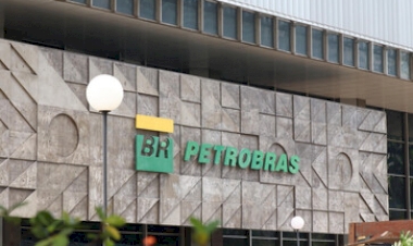 Petrobras seleciona escolas públicas para receber doação de notebooks