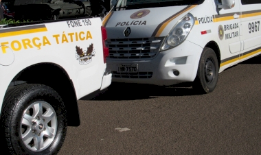 Homem tenta furtar pedestres e em lojas no centro de Erechim