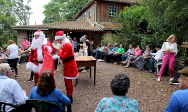 Confraternização marca o encerramento das atividades do grupo Viver e Amar em 2023