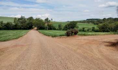 Ipiranga do Sul recupera estradas