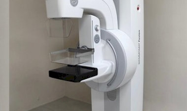 Hospital Santa Terezinha inicia instalação de mamógrafo para entrega à comunidade SUS