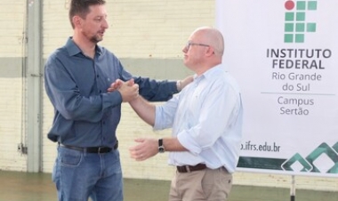 Novo Diretor-Geral do IFRS Campus Sertão é empossado