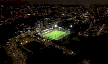 Novo sistema amplia em 300% a iluminação no Colosso da Lagoa