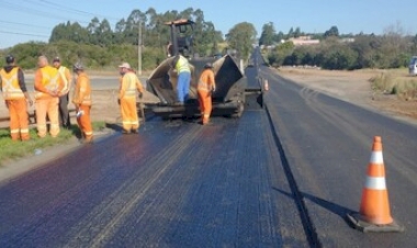 Condições climáticas desfavoráveis alteram programação de obras na ERS-135