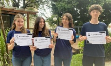 Escola da URI incentiva alunos a auxiliarem colegas nos estudos