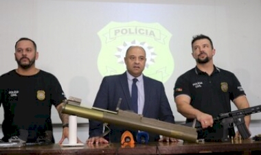 Polícia Civil apreende lança-foguete em depósito de armas na cidade de Lajeado