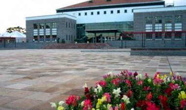 ACCIE celebra 105 anos e antecipa novidades da Frinape 2024 em noite festiva