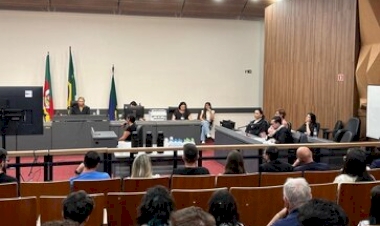 Em Passo Fundo, júri absolve mulher que matou o marido. Alegação foi de legítima defesa