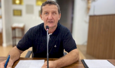 Câmara de Vereadores de Getúlio Vargas aprova construção de parada de ônibus na Rua Jacob Gremmelmaier