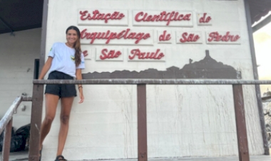 Acadêmica da UFFS participa de pesquisa em arquipélago no Oceano Atlântico