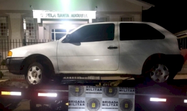 Veículo furtado encontrado no interior de Centenário