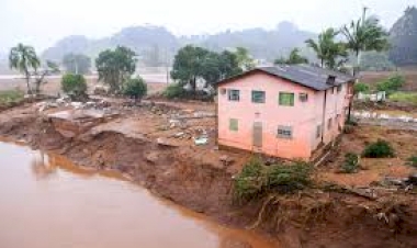 Aumenta para 90 o número de mortes provocadas pelas enchentes no Rio Grande do Sul
