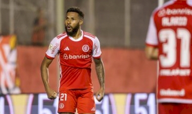 Inter perde no Barradão