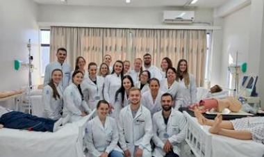 Acadêmicos de Enfermagem da URI participam de atividade sobre Ventilação Mecânica