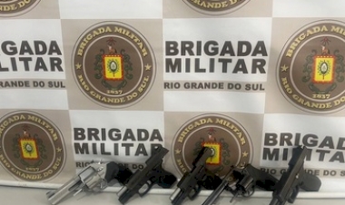 Brigada Militar apreende pistolas e revólveres