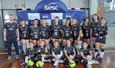 Projeto de Formação Esportiva do Sesc Erechim participa de etapa da Liga Gaúcha de Vôlei