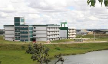 UFFS oferta vagas para imigrantes em cursos de graduação