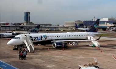 Após passar mais de cinco meses fechado, aeroporto Salgado Filho volta a receber voos comerciais