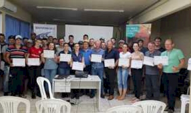 Produtores de Centenário são capacitados em Citricultura