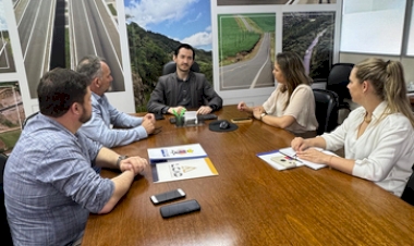 Prefeito de Getúlio Vargas reivindica  pavimentação da ERS 477 em Porto Alegre