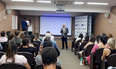 Centro de AVC do Hospital de Clínicas promove capacitação sobre a rede de atendimento à doença