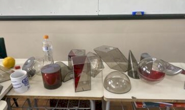 Alunos da Escola Básica têm aula lúdica para entender a Geometria Espacial