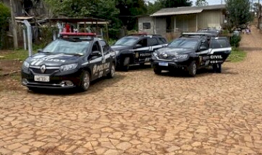 POLÍCIA CIVIL PRENDE 08 INDIVÍDUOS EM OPERAÇÃO QUE COMBATE O TRÁFICO DE DROGAS EM ESTAÇÃO 