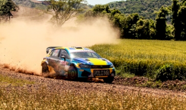 Irmãos Sartori defendem liderança em busca de título na última etapa do Gaúcho de Rally