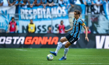 Grêmio encerra temporada 2024 em jogo de despedida de Geromel